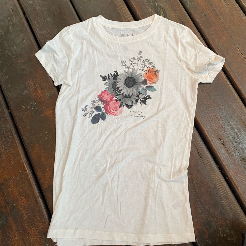 White floral graphic tee